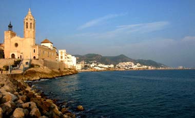 Vistas iglesia Sitges desde hotel Port Sitges