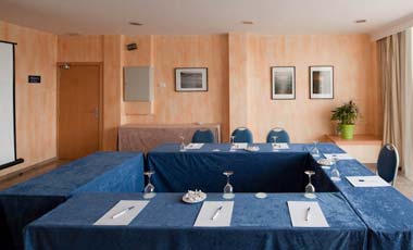 Salas del Hotel Port Sitges Resort